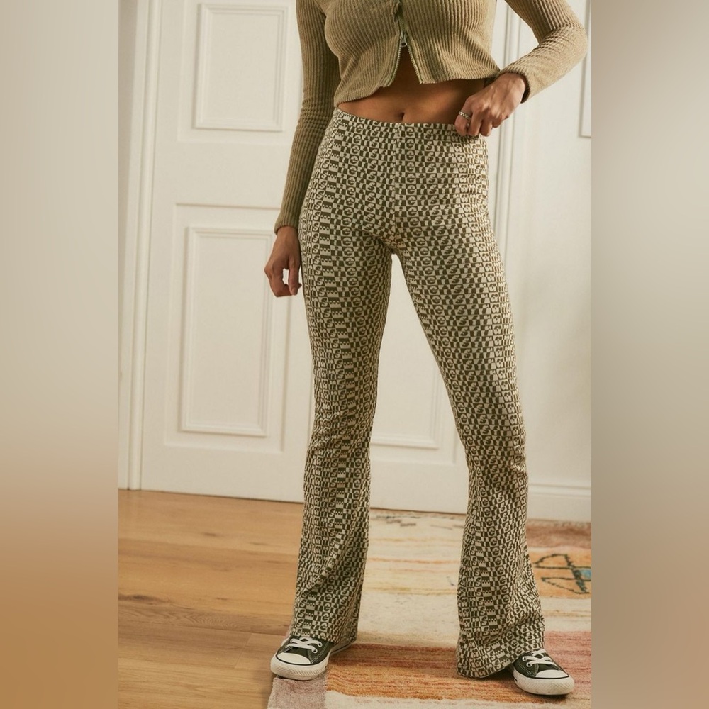 Urban Outfitters Iets Frans flare pants
